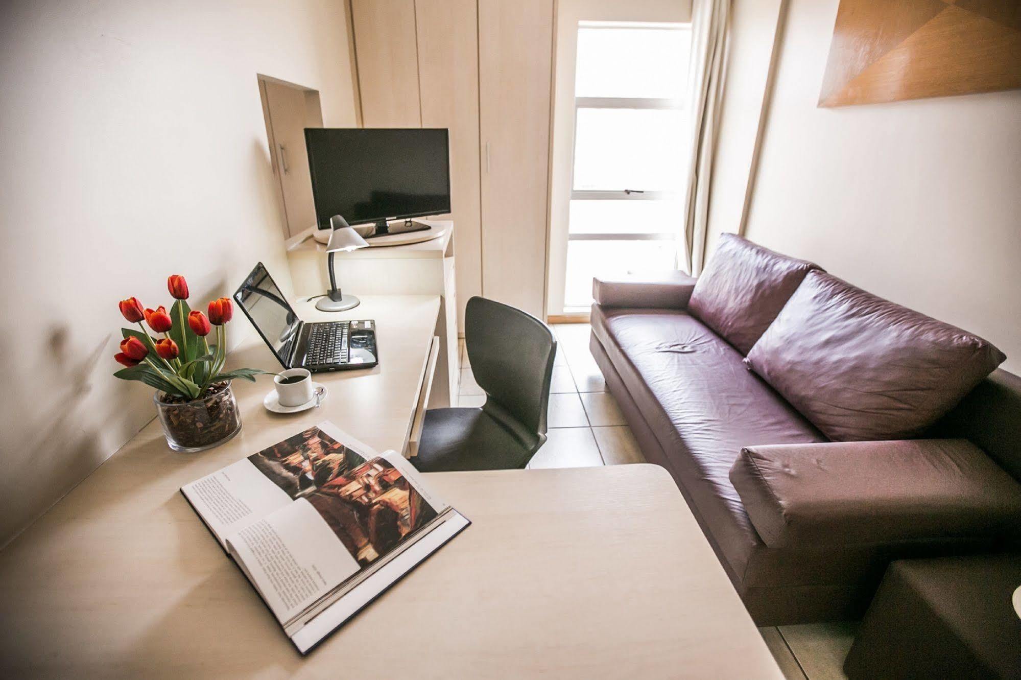 Verona Hplus Long Stay Torto Exterior foto